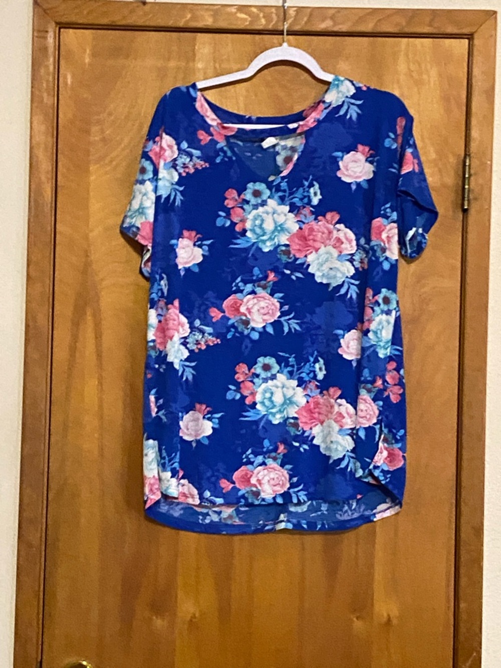 Sew In Love Blue Floral V-Neck Short Sleeve Top